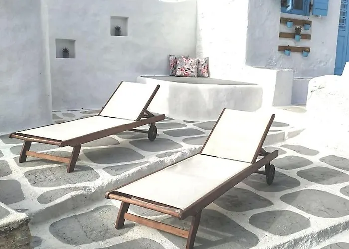 Danae's Cycladic House * Alikí